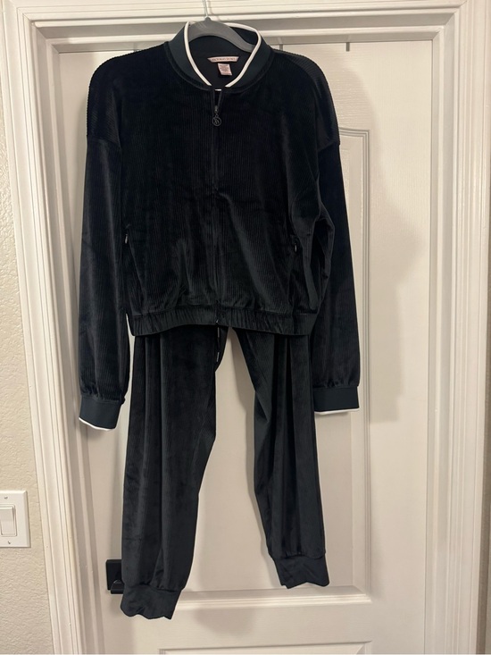 Victoria's Secret Pants - Victoria's Secret Black Ribbed Velour Loungewear Matching Set